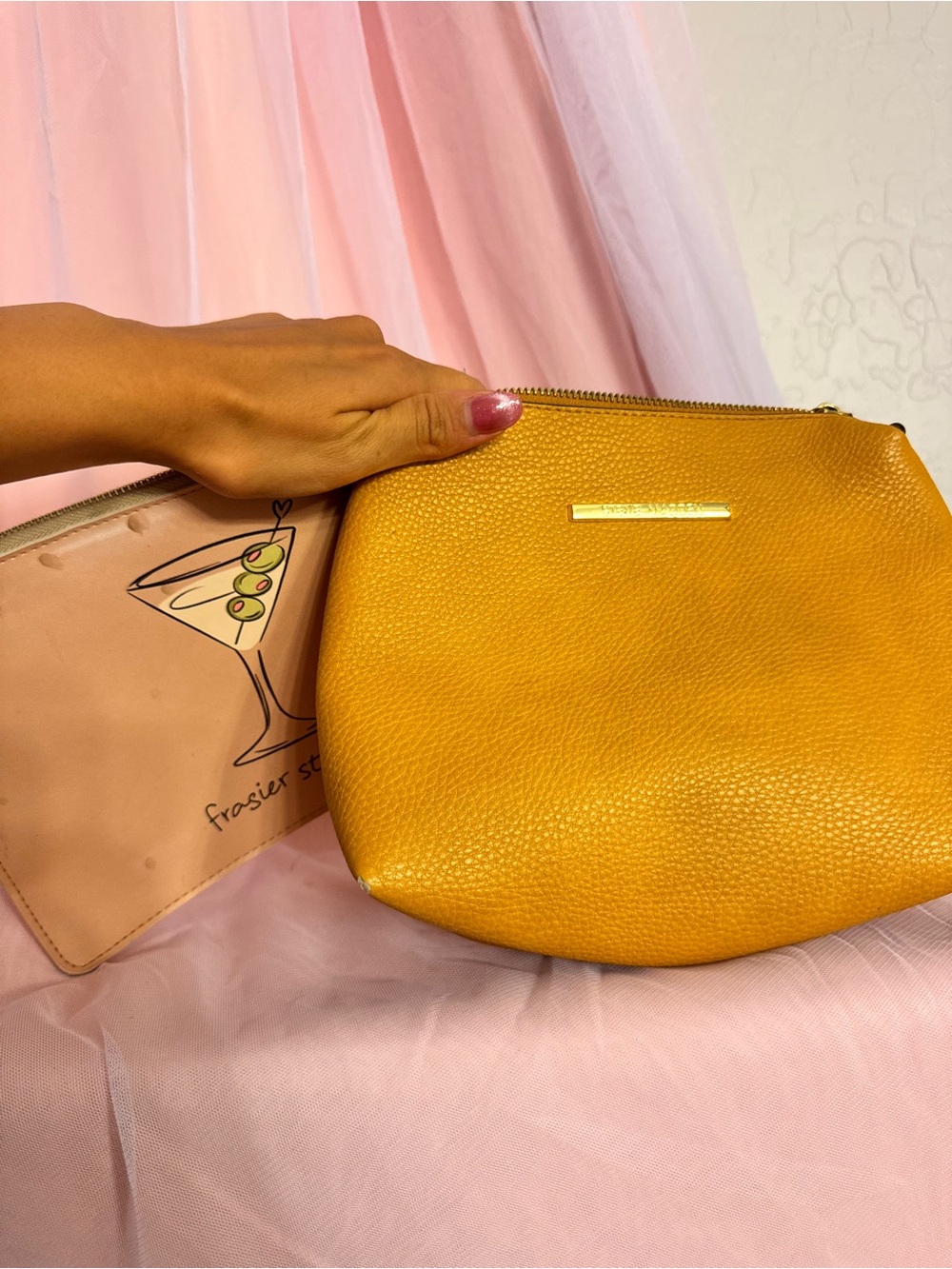 👛Steve Madden Yellow Pebbled Zip Wristlet Clutch Pouch Gold Hardware Set